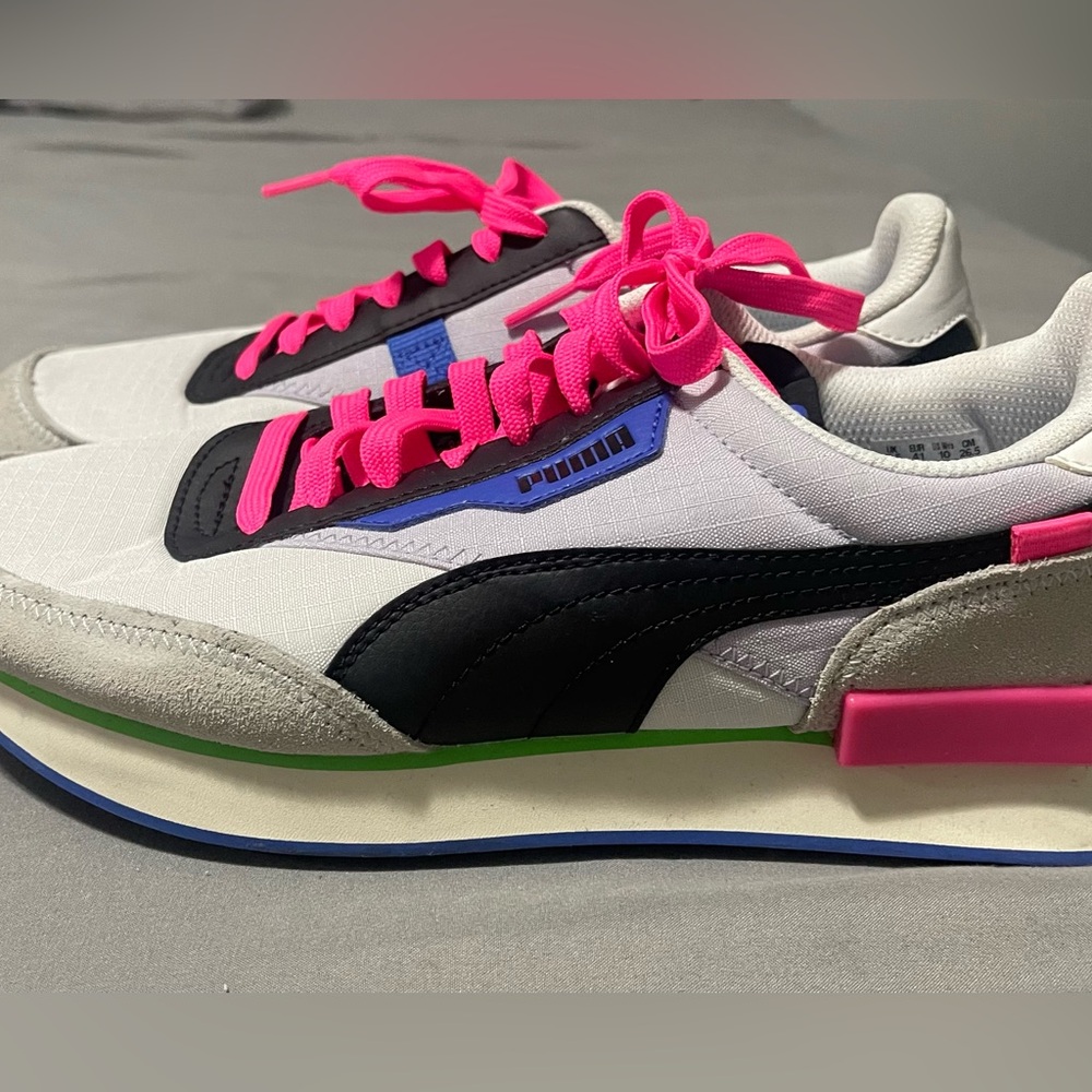 Authentic Women’s Puma Sneakers
